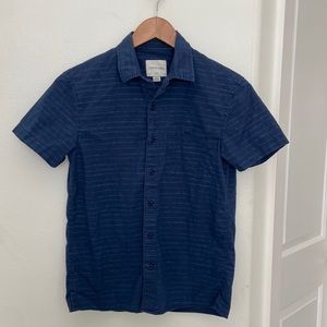 American Eagle Button Up Short Sleeved shirt